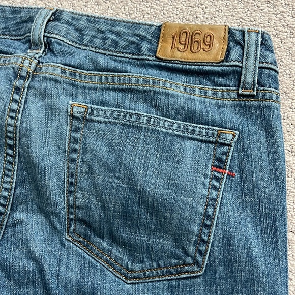 Women’s Gap 1969 Stretch Flare Jeans Spring 07’ Size 08 Regular - Picture 6 of 7